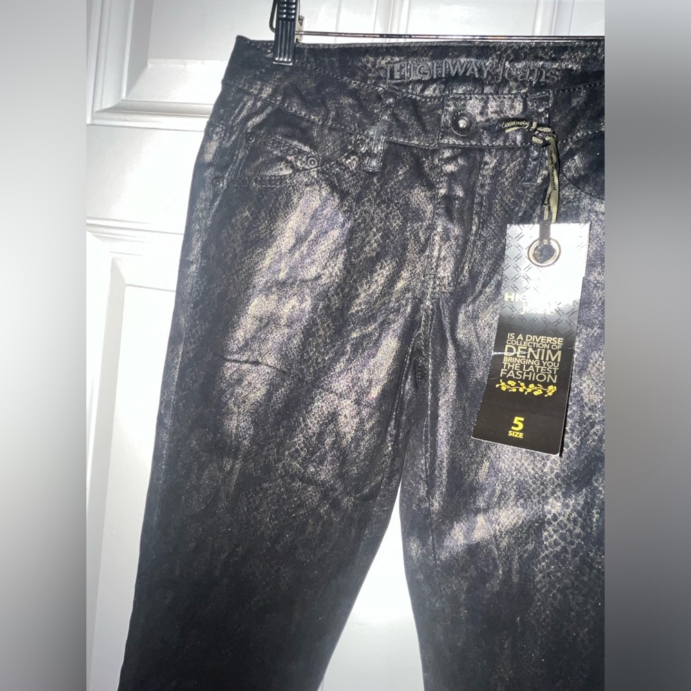 Gold python pants - Picture 3 of 6